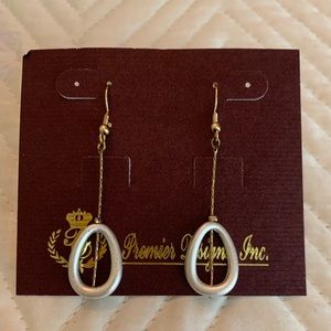 Premier design earrings